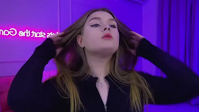 CrystalLyons online show from February 16, 6:26 pm