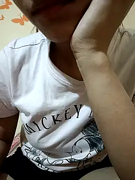 Snapshot of Sanaya_7 chatting on December 2, 2:41 pm Sanaya 7 online show from December 2, 2:41 pm