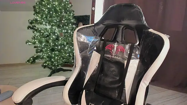 Lana Younes online show from January 20, 12:49 pm