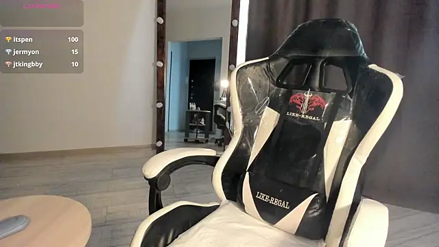 Lana Younes online show from March 22, 12:35 pm