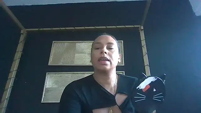 Snapshot of bigbootyjayda chatting on November 30, 2:54 pm bigbootyjayda online show from November 30, 2:54 pm