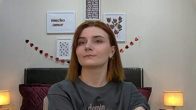 KellyStone online show from March 1, 5:04 pm