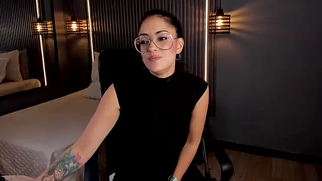 aura-baker online show from January 31, 4:06 pm