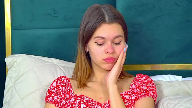 Snapshot of PollyLanders chatting on January 30, 3:51 pm PollyLanders online show from January 30, 3:51 pm