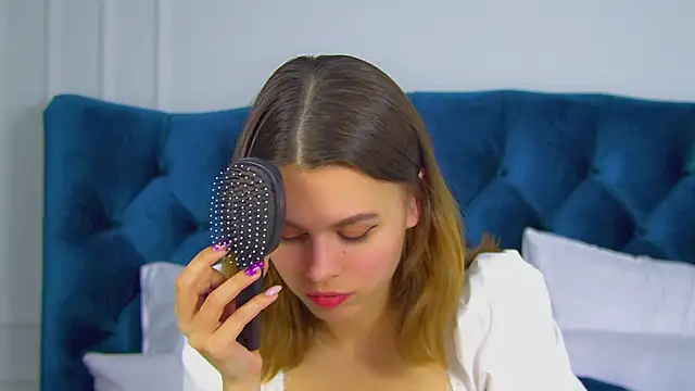 Snapshot of PollyLanders chatting on March 23, 4:27 am PollyLanders online show from March 23, 4:27 am