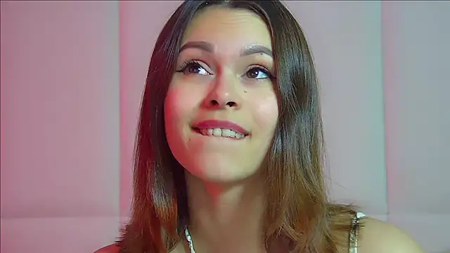 Snapshot of PollyLanders chatting on October 19, 6:41 pm PollyLanders online show from October 19, 6:41 pm