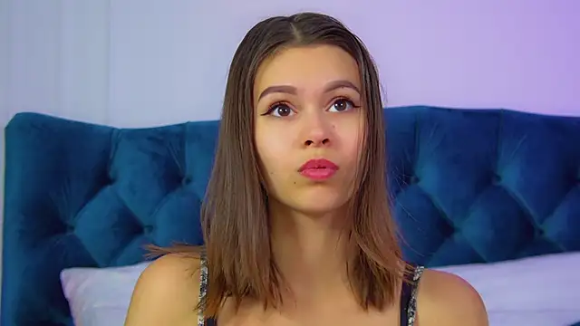 PollyLanders online show from February 3, 6:11 am