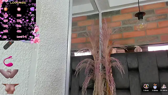 JESSYCORTES online show from January 15, 4:22 pm