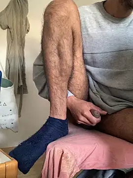 Lucascacaca online show from February 24, 4:05 pm