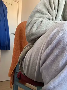 Lucascacaca online show from March 16, 11:03 am