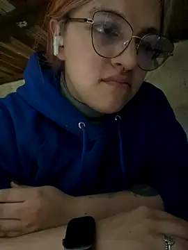 SophiaWeestt99 online show from November 17, 3:23 am