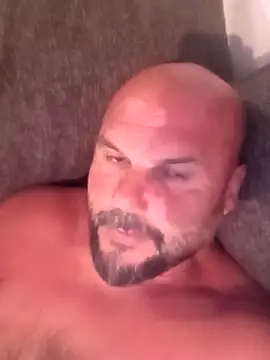Snapshot of Javierchico chatting on June 20, 8:55 pm Javierchico online show from June 20, 8:55 pm