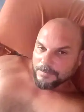 Snapshot of Javierchico chatting on July 17, 10:00 am Javierchico online show from July 17, 10:00 am