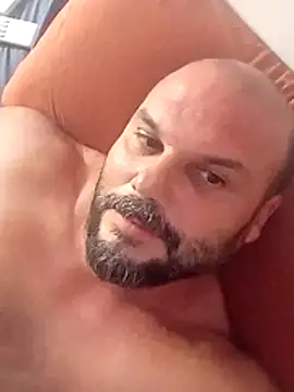 Snapshot of Javierchico chatting on July 24, 3:43 pm Javierchico online show from July 24, 3:43 pm