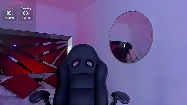 ZaraLim online show from February 15, 12:33 pm