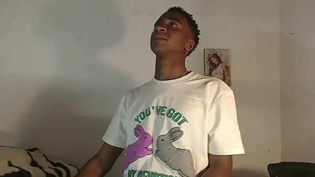 Snapshot of amarijones chatting on March 9, 1:04 am amarijones online show from March 9, 1:04 am