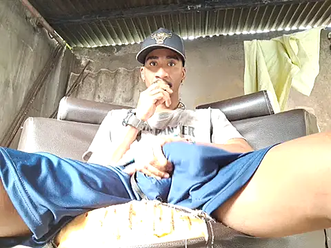 Snapshot of amarijones chatting on September 28, 12:43 pm amarijones online show from September 28, 12:43 pm