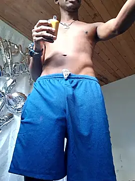 Snapshot of amarijones chatting on October 16, 1:12 pm amarijones online show from October 16, 1:12 pm