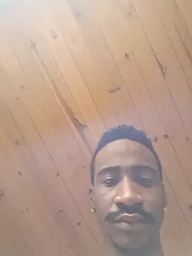 Snapshot of amarijones chatting on October 23, 1:10 pm amarijones online show from October 23, 1:10 pm