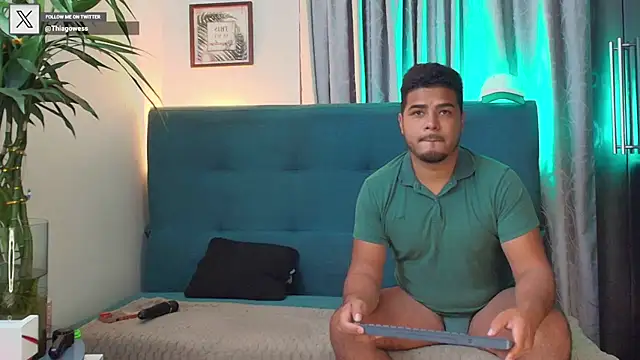 thiagowes online show from September 11, 3:17 am