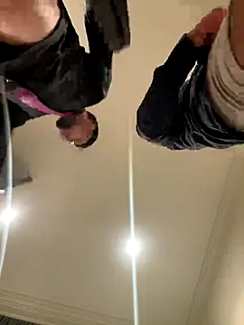 thiagowes online show from November 27, 2:35 am