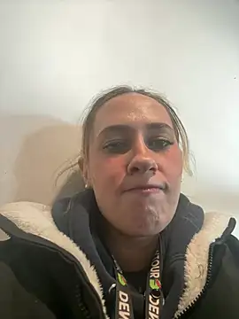 Snapshot of M1ssyk1ssy chatting on January 21, 4:16 pm M1ssyk1ssy online show from January 21, 4:16 pm