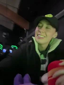 Snapshot of M1ssyk1ssy chatting on January 22, 10:48 pm M1ssyk1ssy online show from January 22, 10:48 pm