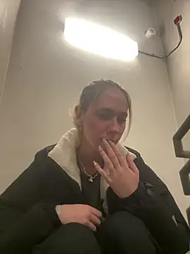 Snapshot of M1ssyk1ssy chatting on January 24, 5:00 pm M1ssyk1ssy online show from January 24, 5:00 pm