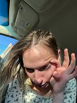 Snapshot of M1ssyk1ssy chatting on March 1, 11:58 pm M1ssyk1ssy online show from March 1, 11:58 pm