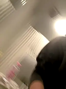 Snapshot of M1ssyk1ssy chatting on November 5, 10:32 pm M1ssyk1ssy online show from November 5, 10:32 pm