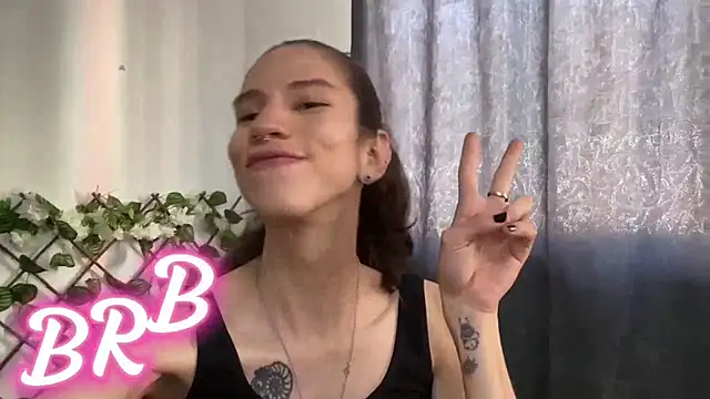 vodkadelulo online show from February 11, 4:44 am