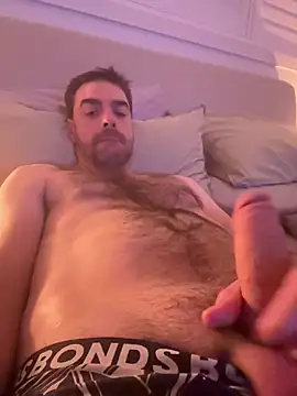 Snapshot of dad_bod_6 chatting on February 8, 11:46 am dad bod 6 online show from February 8, 11:46 am