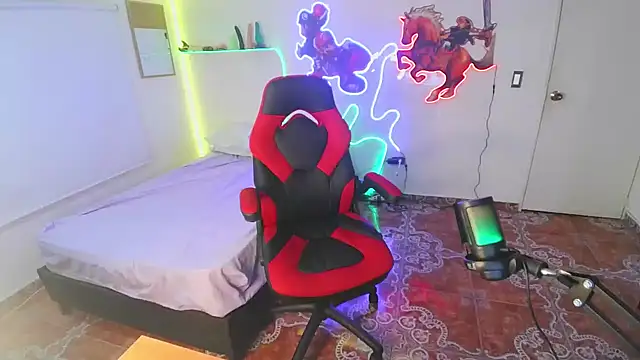 Snapshot of sweetie_tsgirl_ chatting on January 16, 3:23 am sweetie tsgirl online show from January 16, 3:23 am