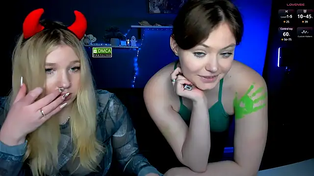 nikole kitt online show from January 31, 11:03 pm