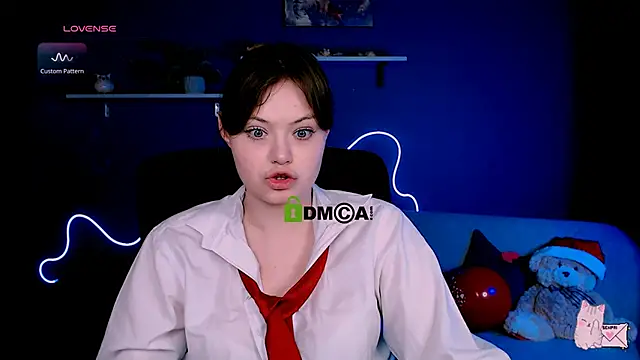 nikole kitt online show from February 19, 8:10 pm