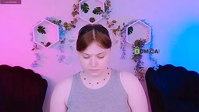 Snapshot of nikole_kitt chatting on June 12, 6:51 pm nikole kitt online show from June 12, 6:51 pm