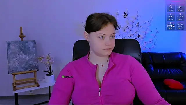 nikole kitt online show from July 18, 6:34 pm