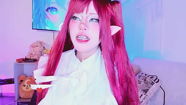 Lilith Asami online show from August 6, 10:06 am