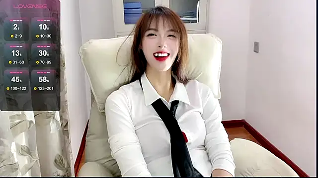 NINIbaby-99 online show from January 13, 11:49 pm