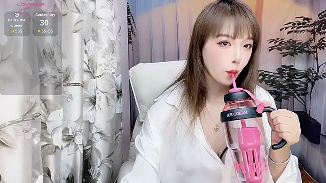 NINIbaby-99 online show from March 23, 3:49 pm