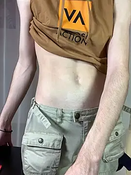 Snapshot of TommieH chatting on January 30, 6:46 am TommieH online show from January 30, 6:46 am