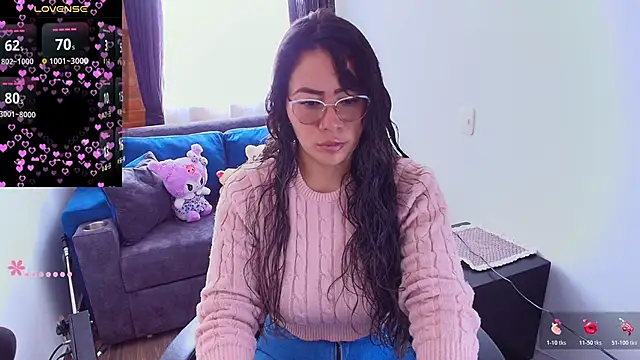 Snapshot of kendall_sexy27 chatting on June 14, 3:47 pm kendall sexy27 online show from June 14, 3:47 pm