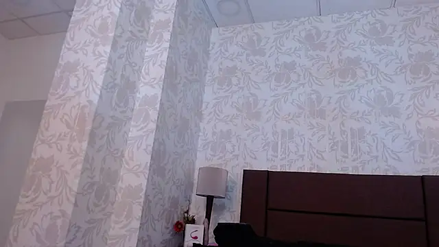 Snapshot of Angie99_gh chatting on December 12, 7:52 am Angie99 gh online show from December 12, 7:52 am