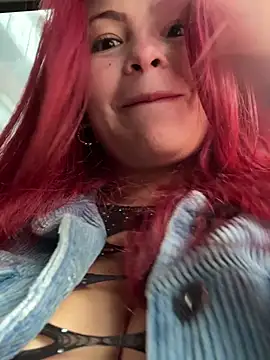 lia moon77 online show from February 12, 10:15 pm