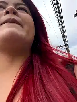 lia moon77 online show from November 6, 7:15 pm