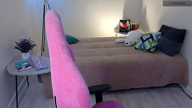 Lill Mary online show from February 22, 2:17 am