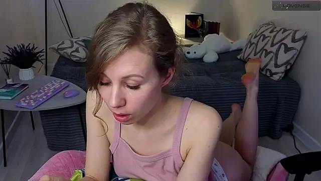 Lill Mary online show from March 5, 7:38 am