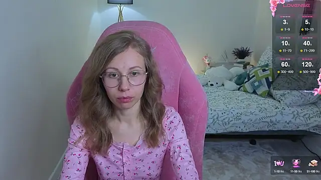 Lill Mary online show from September 16, 2:45 am