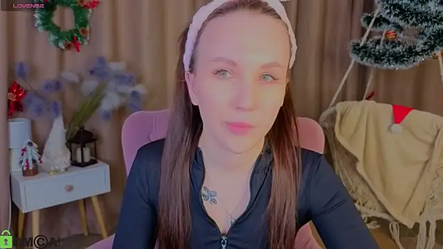 Snapshot of Wendy_mm chatting on December 15, 9:13 am Wendy mm online show from December 15, 9:13 am