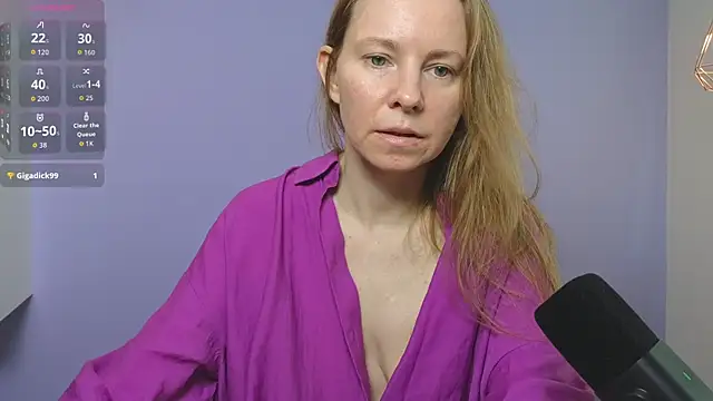 Snapshot of JanePearl chatting on April 19, 1:10 pm JanePearl online show from April 19, 1:10 pm